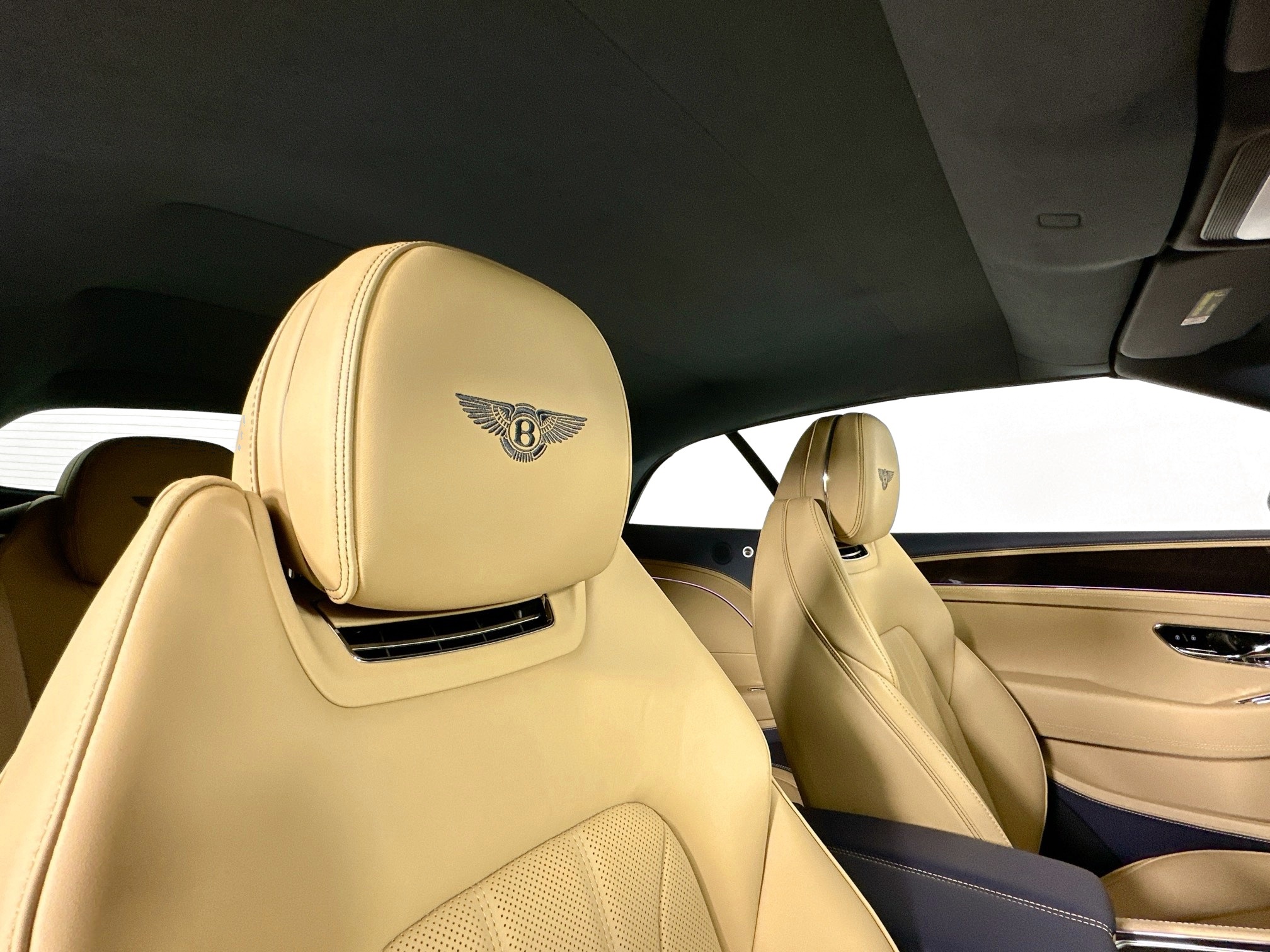 new 2026 Bentley Continental GTC car