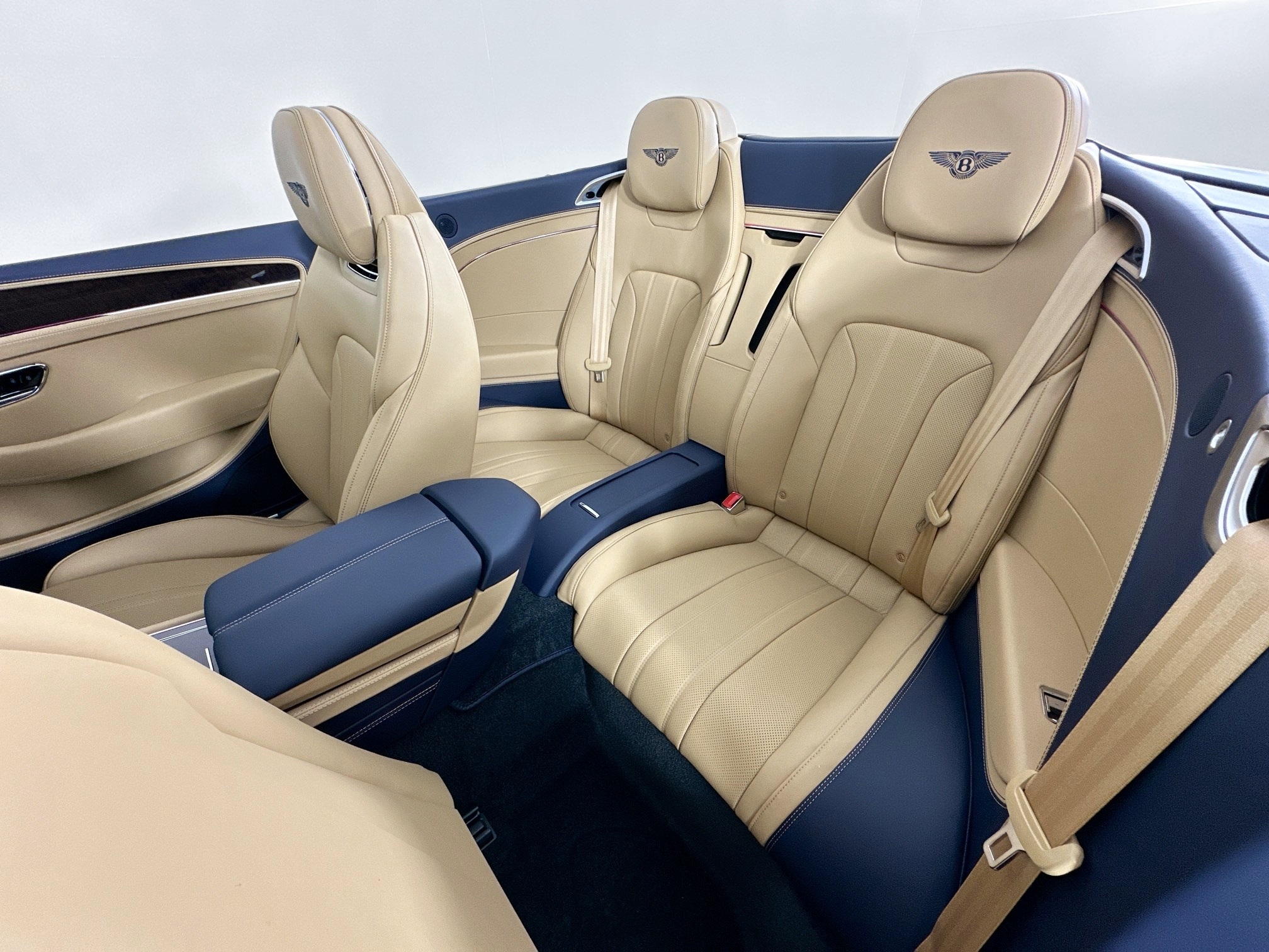 new 2026 Bentley Continental GTC car