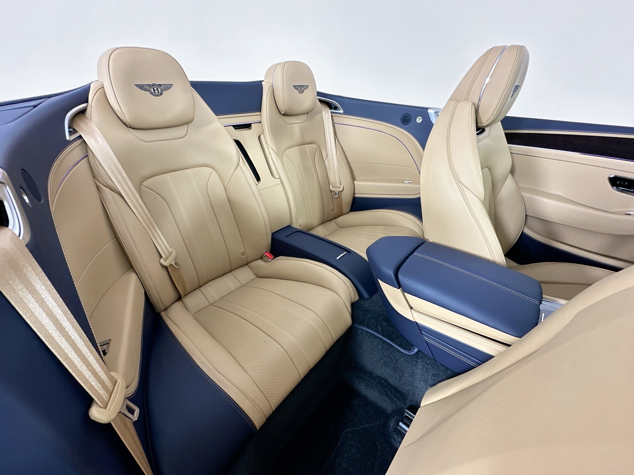 new 2026 Bentley Continental GTC car