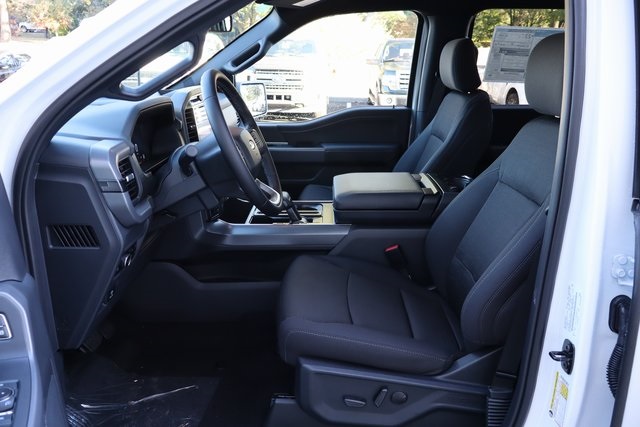 new 2025 Ford F-150 car, priced at $56,594