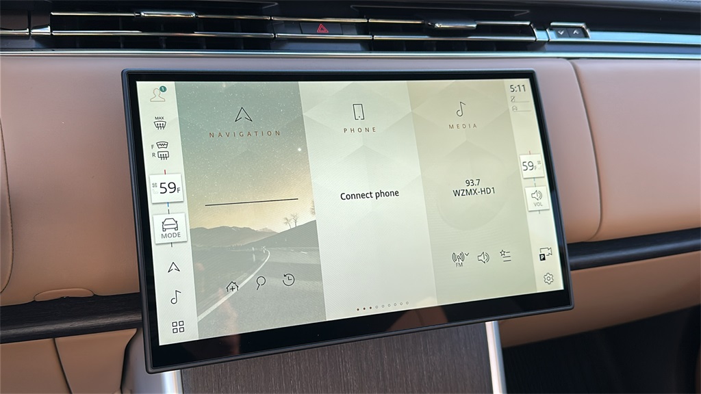 new 2025 Land Rover Range Rover Plug-In Hybrid car, priced at $131,605