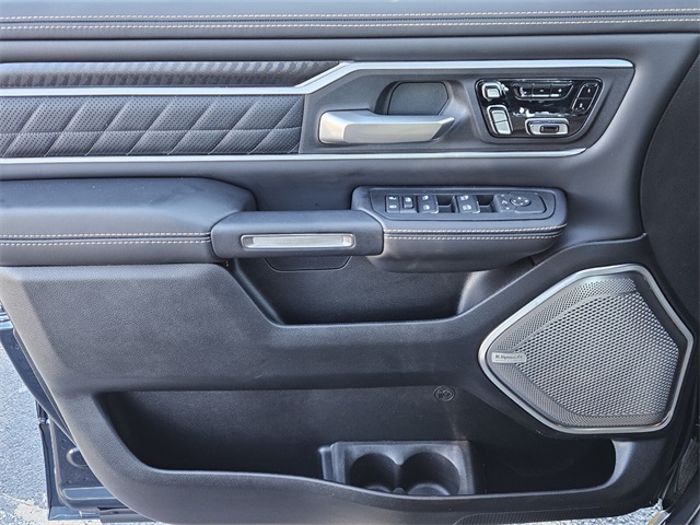 2026 Ram 1500 Tungsten Crew Cab 4x4 5'7" Box