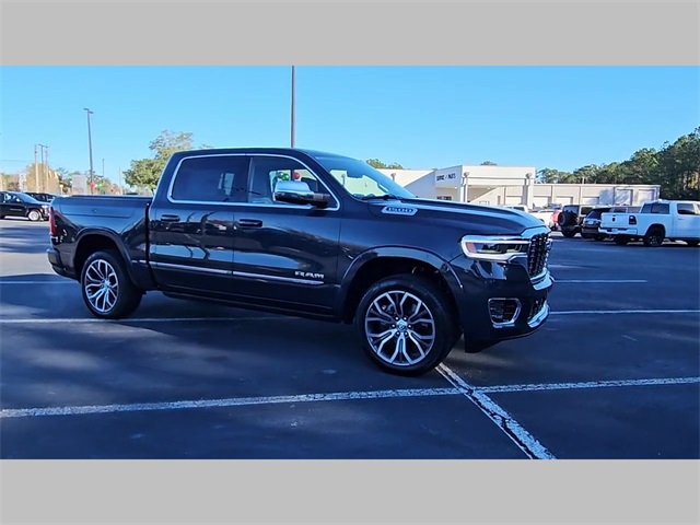 2026 Ram 1500 Tungsten Crew Cab 4x4 5'7" Box