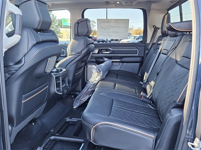 2026 Ram 1500 Tungsten Crew Cab 4x4 5'7" Box