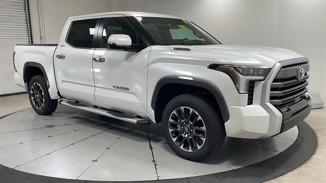 2026 Toyota Tundra Limited CrewMax photo 3