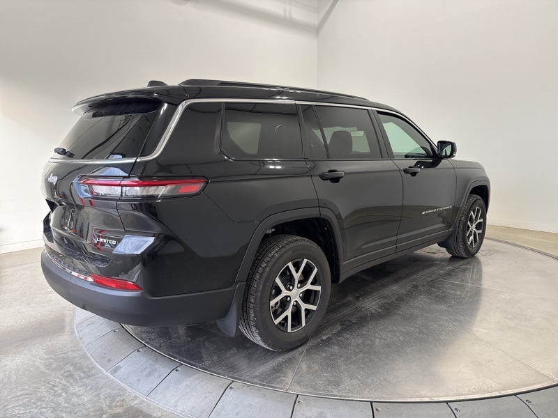 2025 Jeep Grand Cherokee Limited photo 4