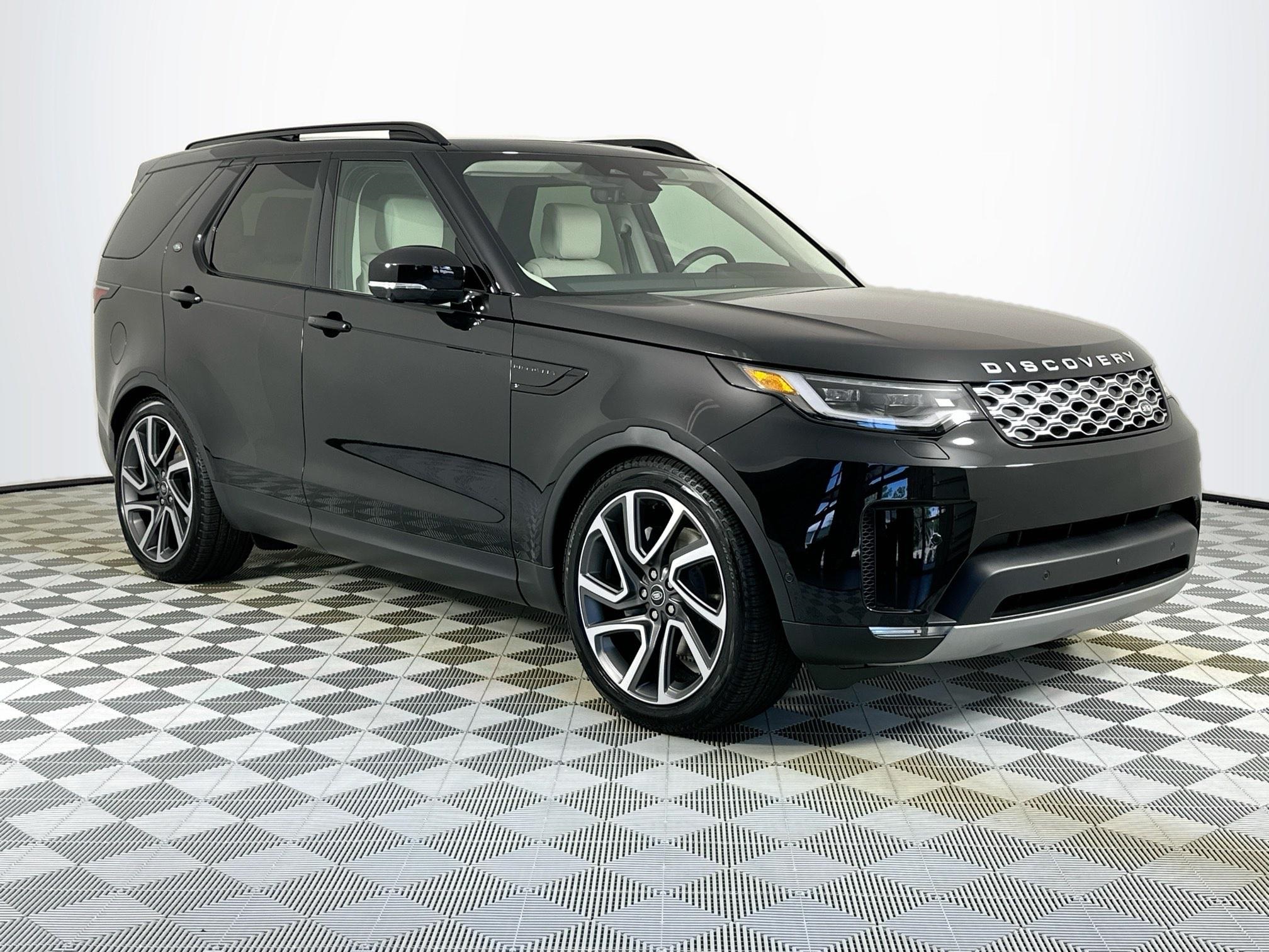 used 2025 Land Rover Discovery car, priced at $67,628