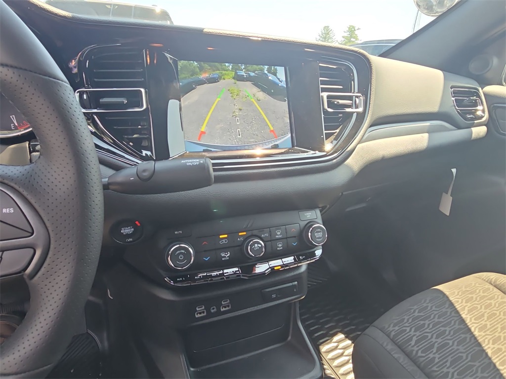 2023 Dodge Durango photo 8
