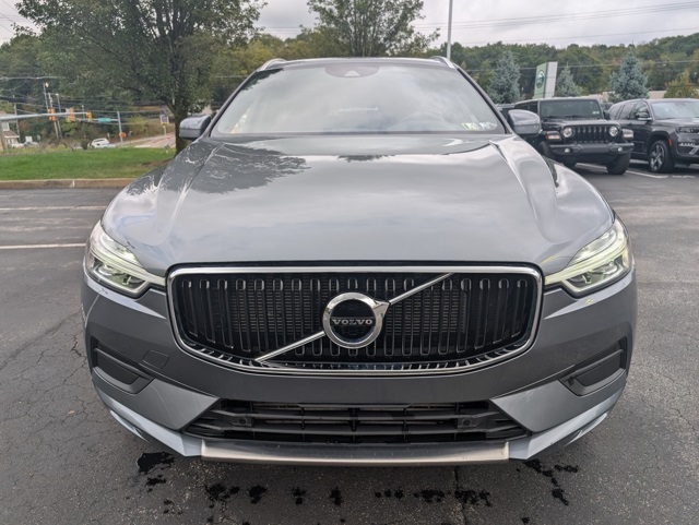 2020 Volvo XC60 T5 Momentum photo 2