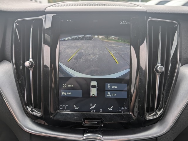 2020 Volvo XC60 T5 Momentum photo 21
