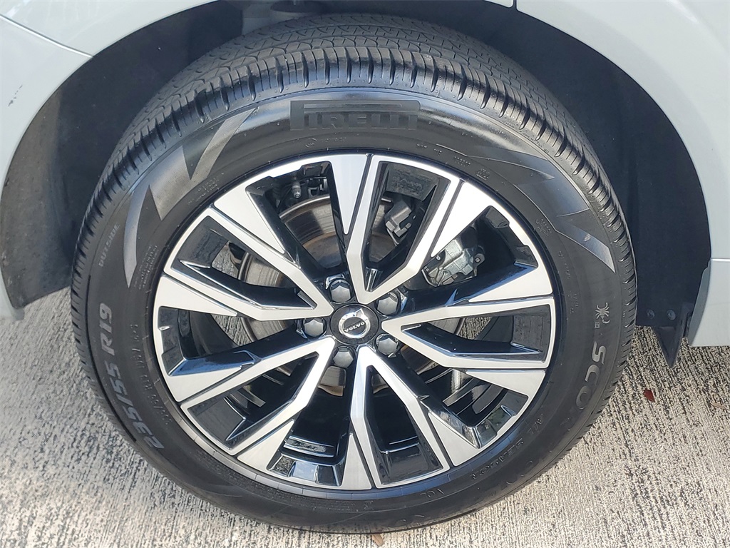 used 2025 Volvo XC60 car, priced at $36,199