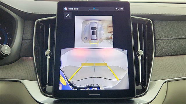 new 2025 Volvo XC90 car, priced at $77,845