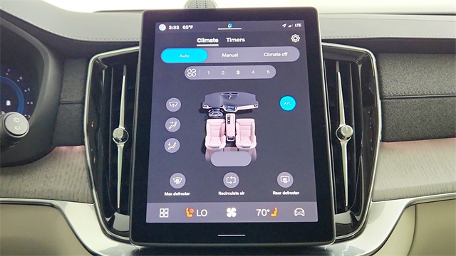 new 2025 Volvo XC90 car, priced at $77,845