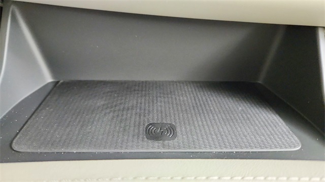 new 2025 Volvo XC90 car, priced at $77,845