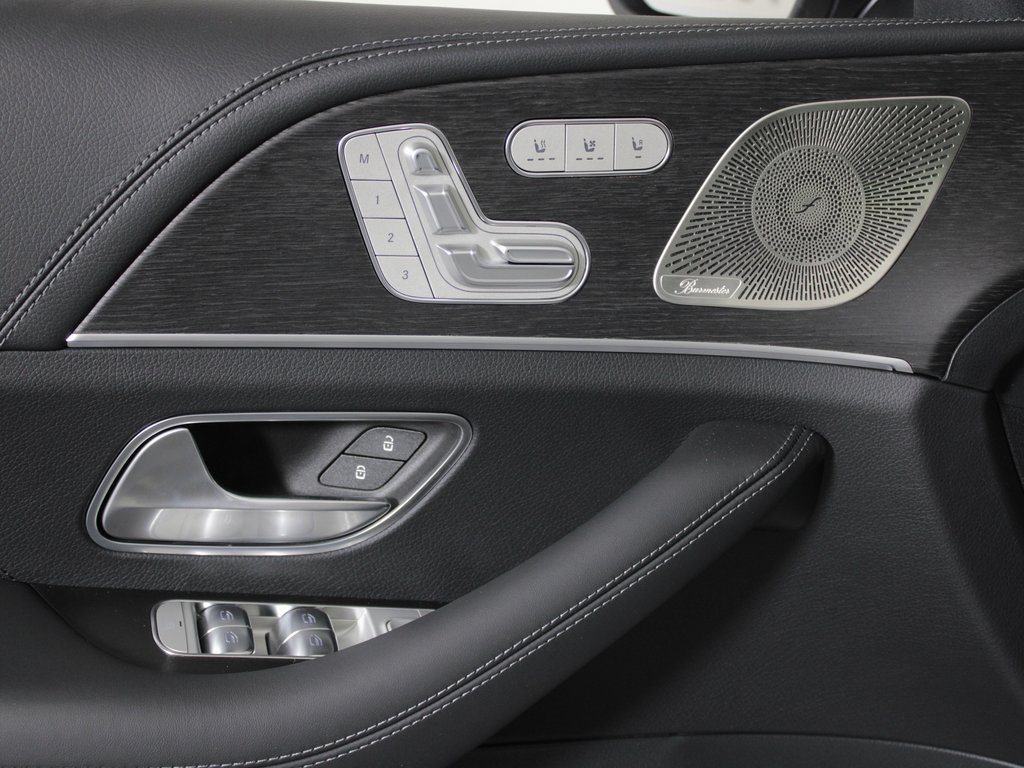 new 2026 Mercedes-Benz GLE car, priced at $100,100