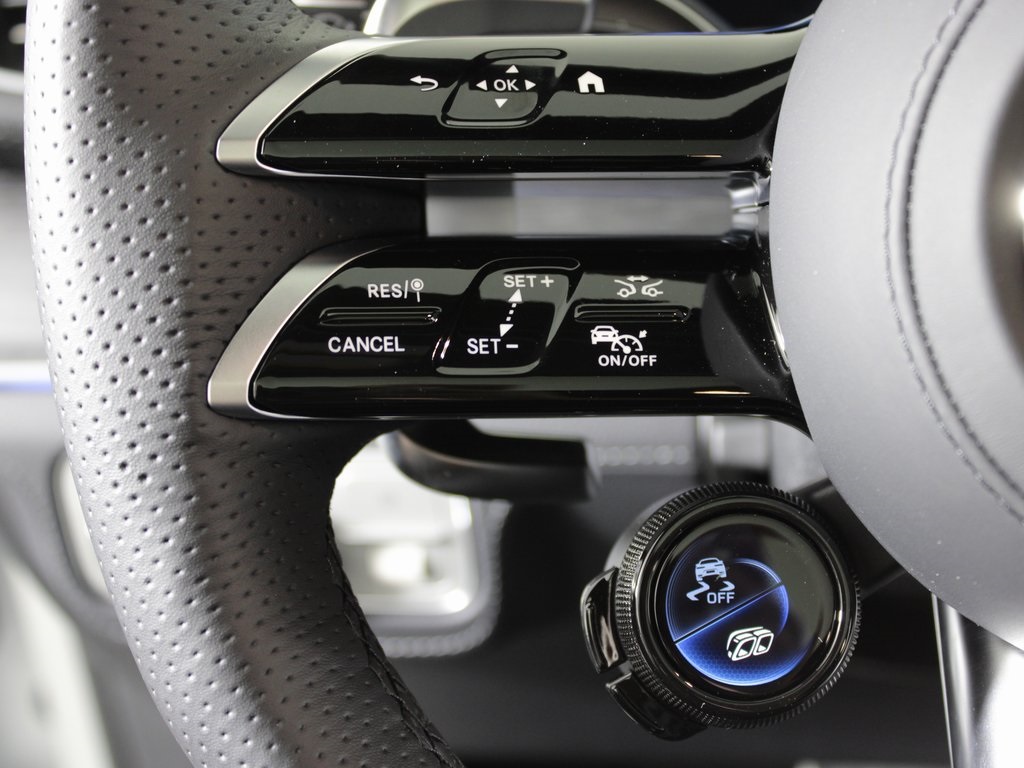 new 2026 Mercedes-Benz GLE car, priced at $100,100