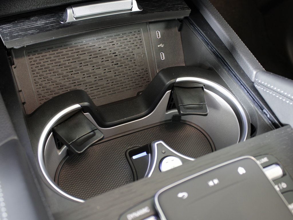 new 2026 Mercedes-Benz GLE car, priced at $100,100