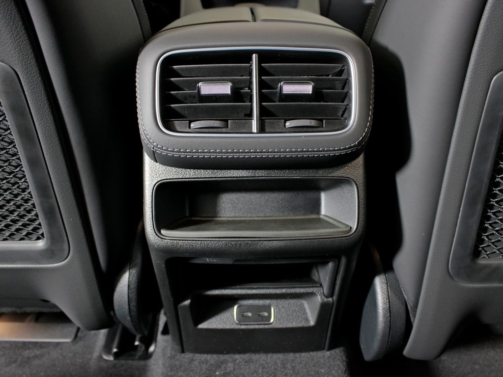 new 2026 Mercedes-Benz GLE car, priced at $100,100