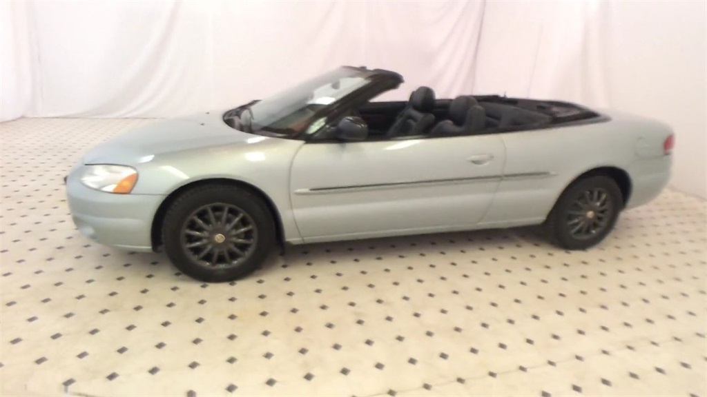2002 CHRYSLER SEBRING - M1107