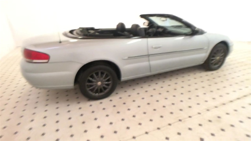 2002 CHRYSLER SEBRING - M1107