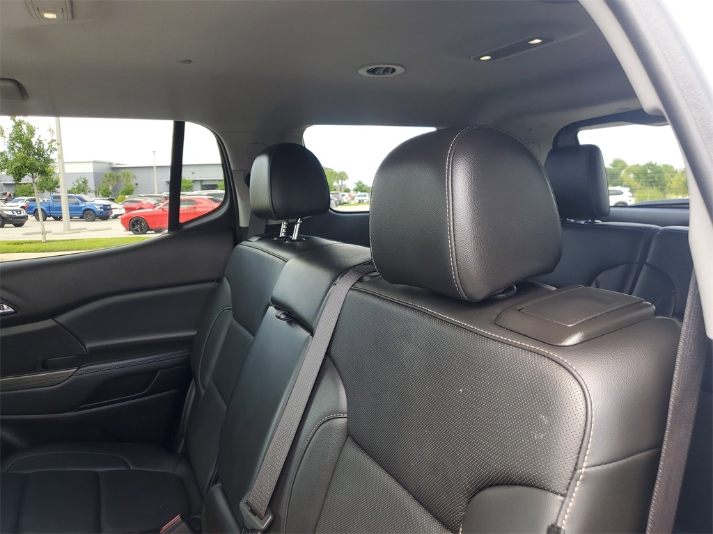 2023 Summit White GMC Acadia SLT FWD SUV