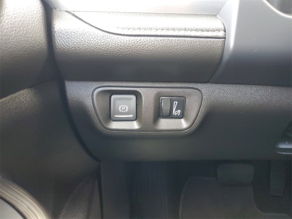 2023 Summit White GMC Acadia SLT FWD SUV