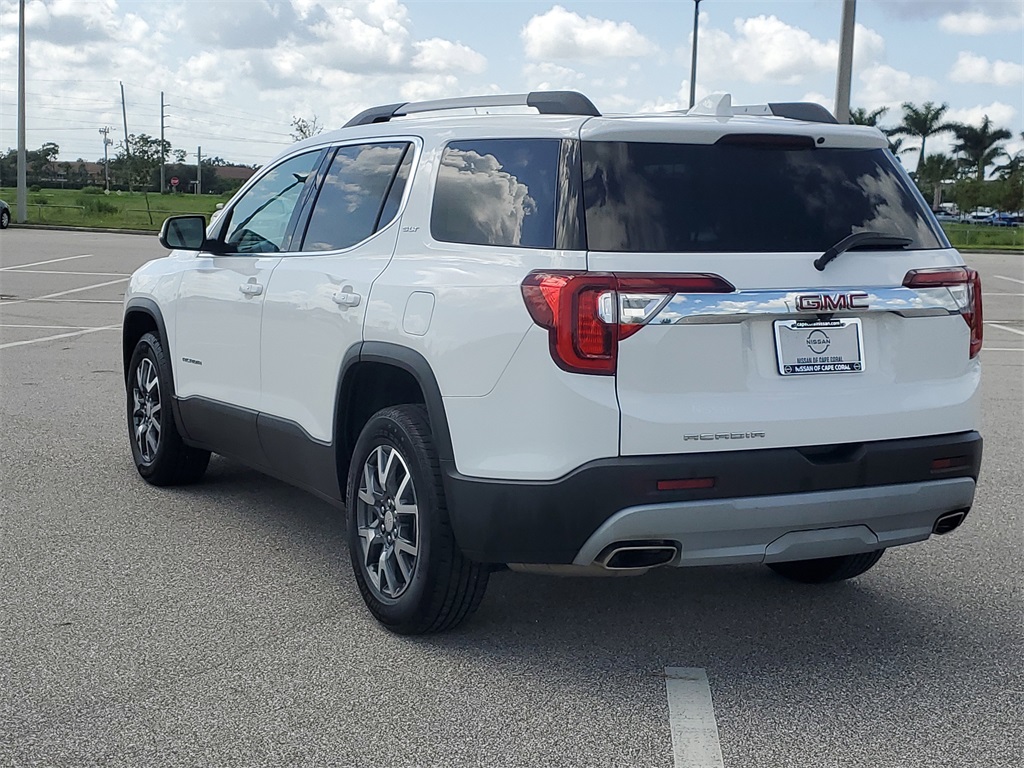 2023 Summit White GMC Acadia SLT FWD SUV