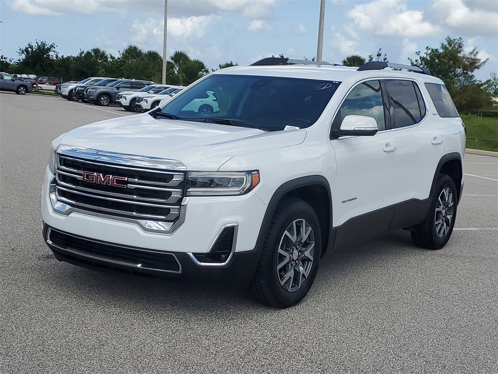 2023 Summit White GMC Acadia SLT FWD SUV