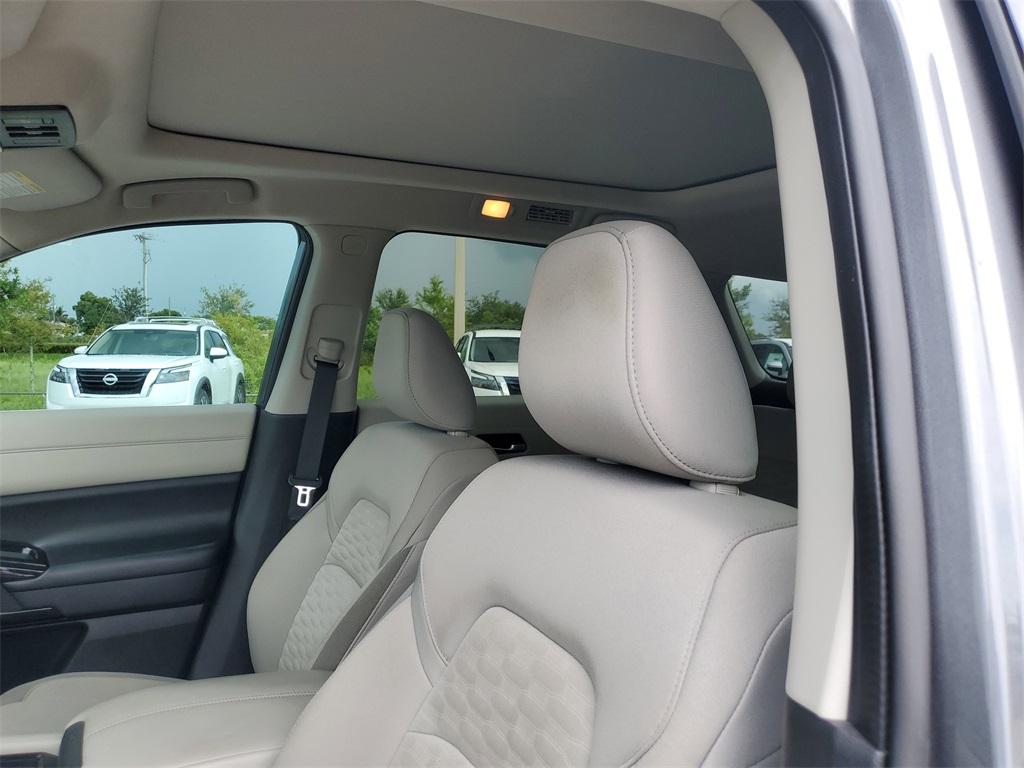 2022 Gun Metallic Nissan Pathfinder SV FWD SUV