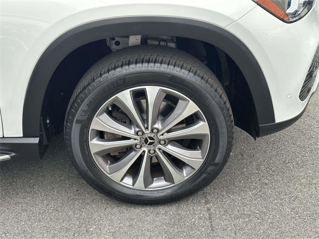 used 2022 Mercedes-Benz GLE car, priced at $45,863