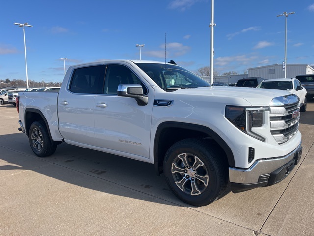 2026 GMC Sierra 1500 SLE's photo