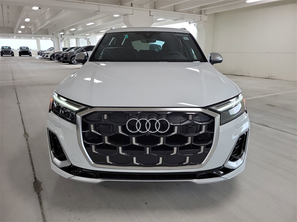 New 2025 Audi SQ7 Premium Plus 4D Sport Utility in Mt. Laurel