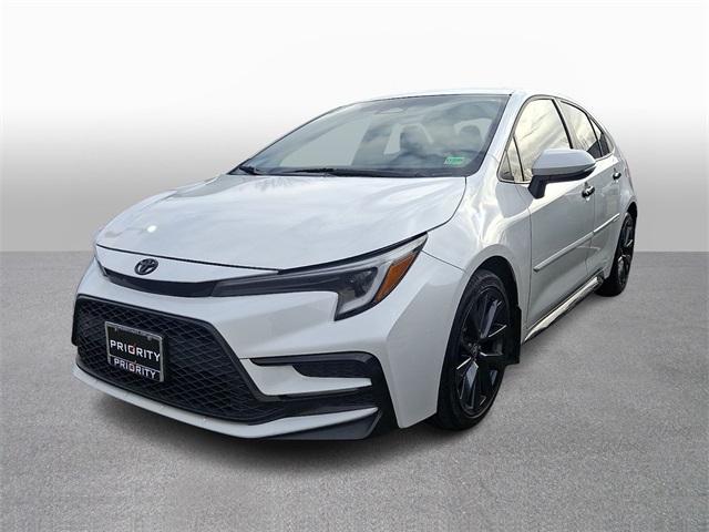2023 Toyota Corolla SE's photo