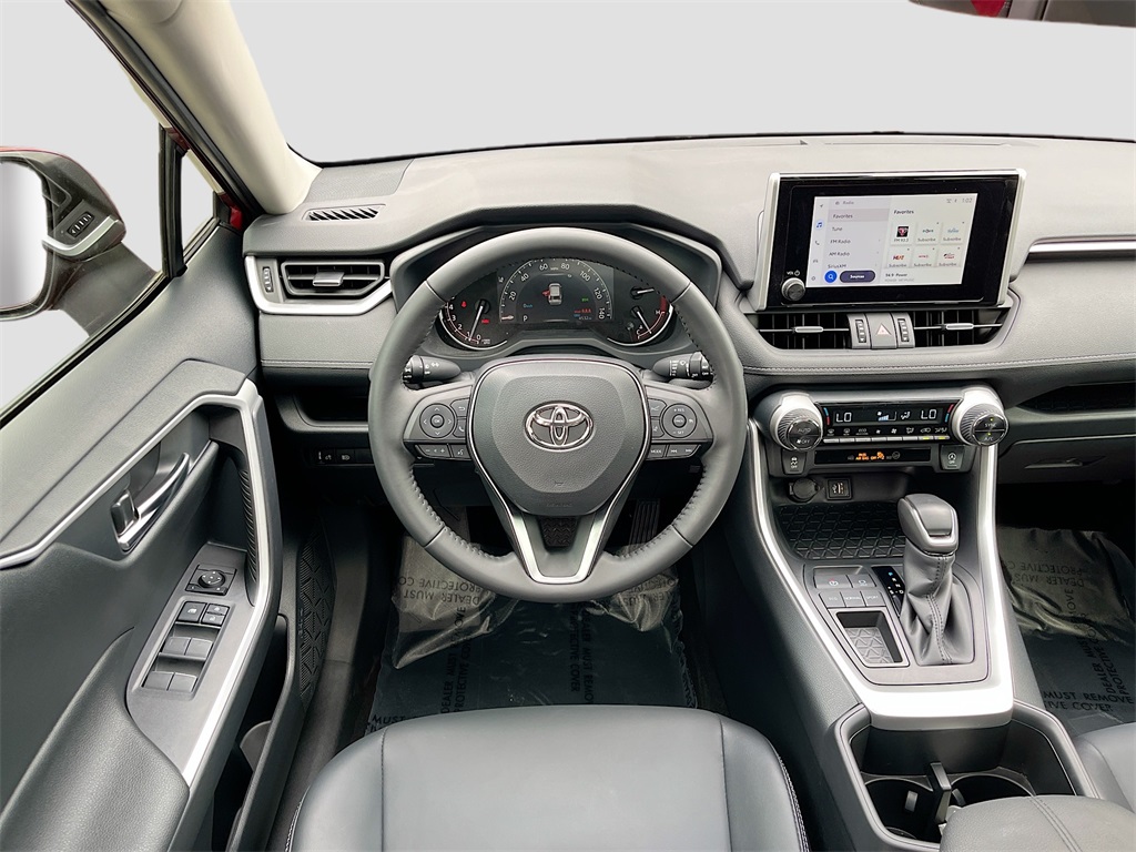2024 Toyota RAV4 XLE Premium photo 14