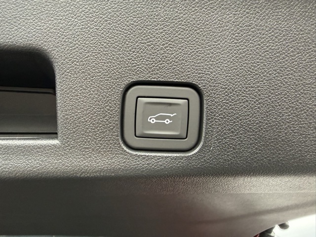 new 2026 Chevrolet Traverse car, priced at $45,515