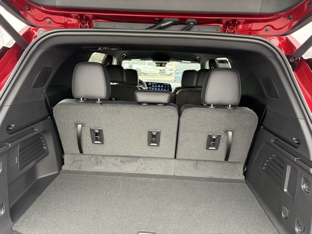 new 2026 Chevrolet Traverse car, priced at $45,515