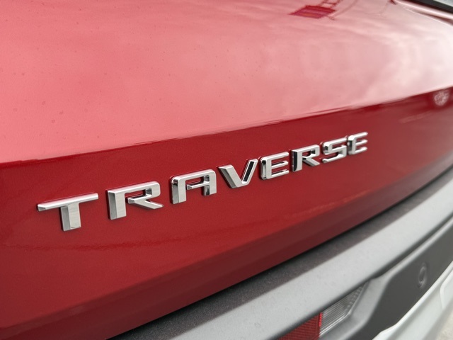 new 2026 Chevrolet Traverse car, priced at $45,515
