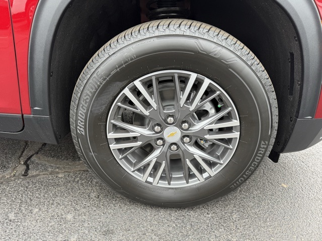 new 2026 Chevrolet Traverse car, priced at $45,515