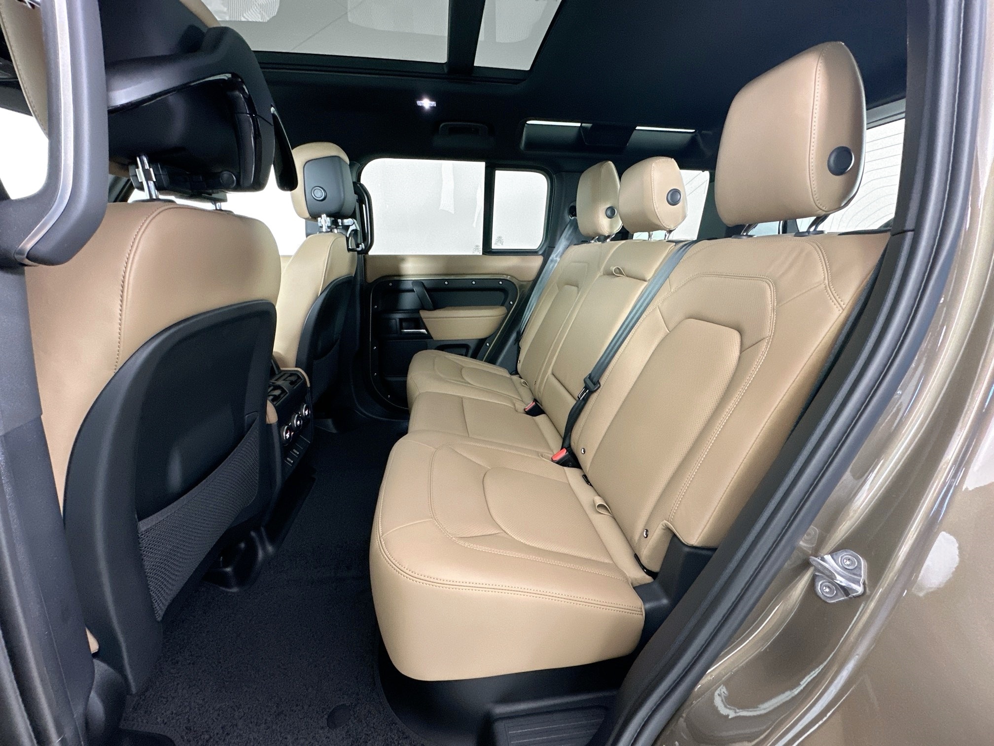 new 2026 Land Rover Defender 110 car, priced at $89,756