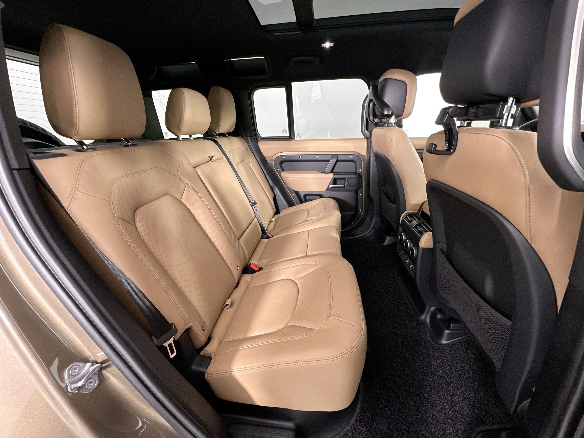 new 2026 Land Rover Defender 110 car, priced at $89,756