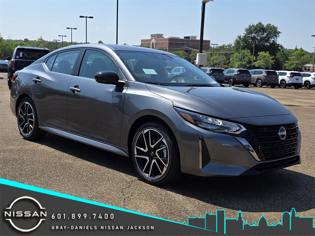 2025 Nissan Sentra SR's photo