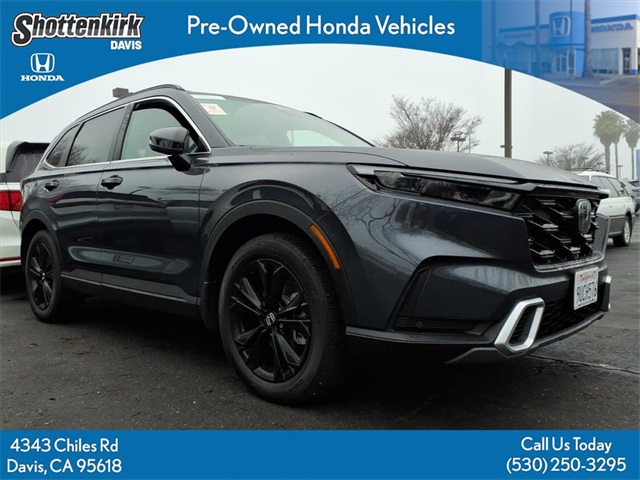 2025 Honda CR-V Sport Touring's photo