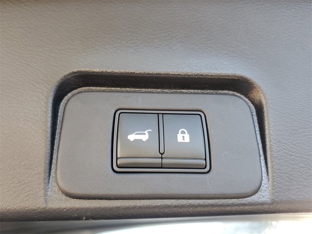 used 2021 Nissan Rogue car, priced at $19,495