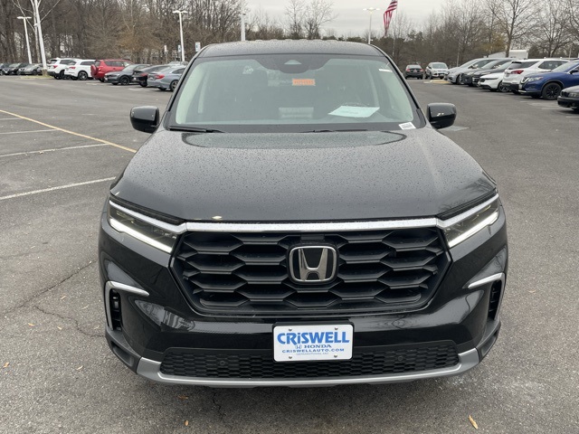 new 2025 Honda Pilot car, priced at $43,949
