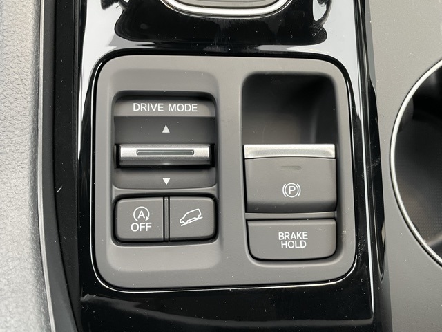 new 2025 Honda Pilot car, priced at $43,949