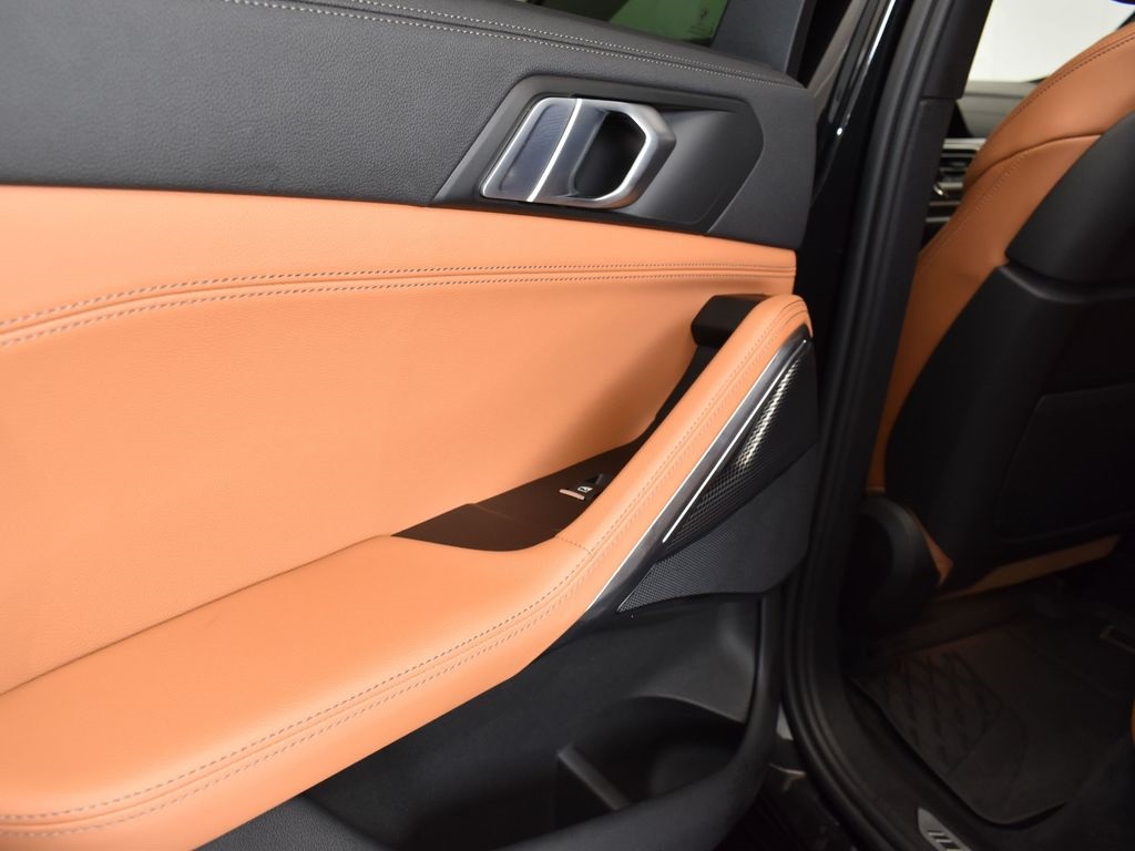 2022 Black Sapphire Metallic BMW X6 xDrive40i AWD SUV