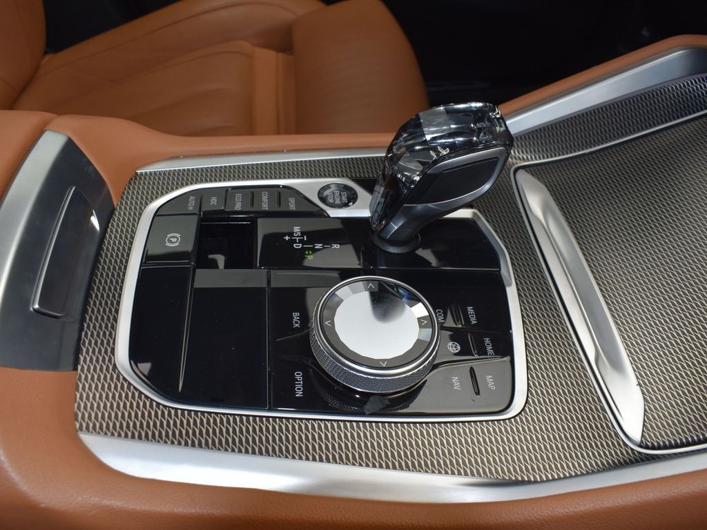 2022 Black Sapphire Metallic BMW X6 xDrive40i AWD SUV