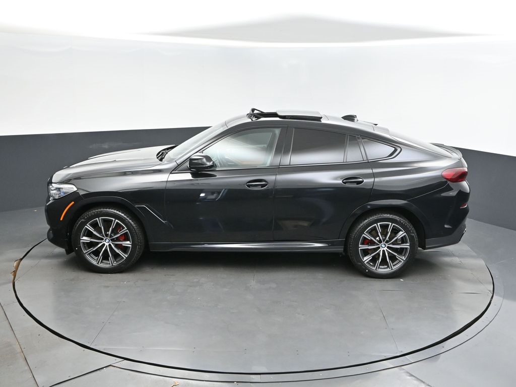 2022 Black Sapphire Metallic BMW X6 xDrive40i AWD SUV