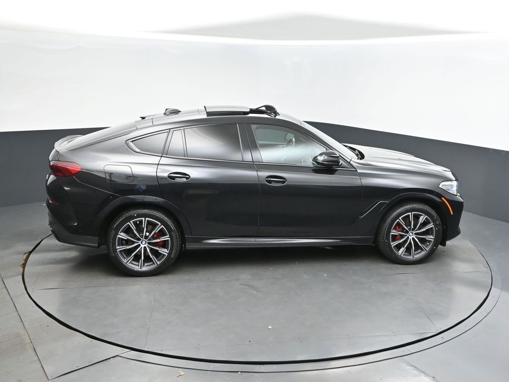 2022 Black Sapphire Metallic BMW X6 xDrive40i AWD SUV
