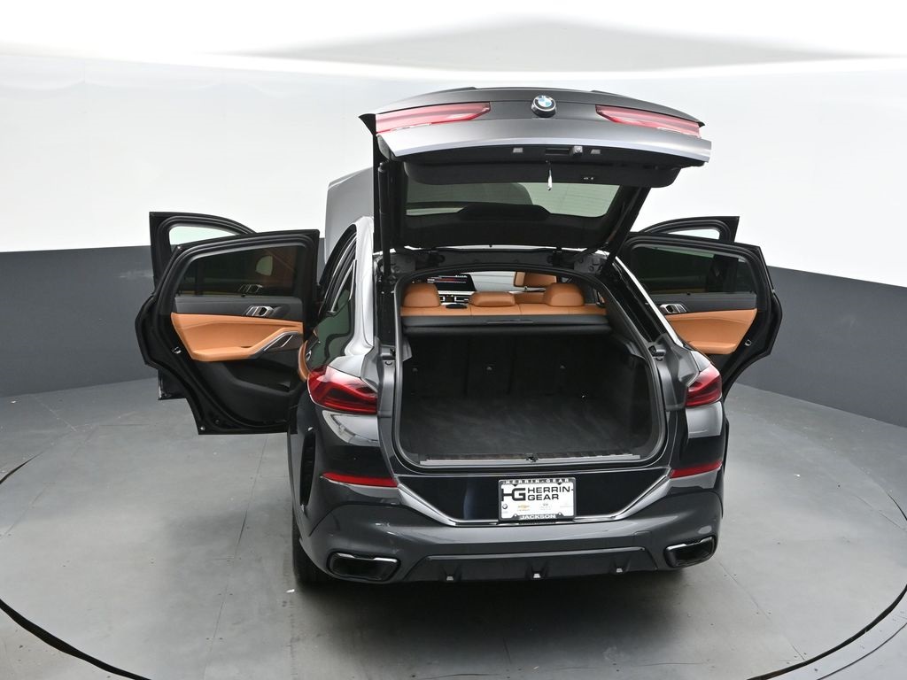2022 Black Sapphire Metallic BMW X6 xDrive40i AWD SUV